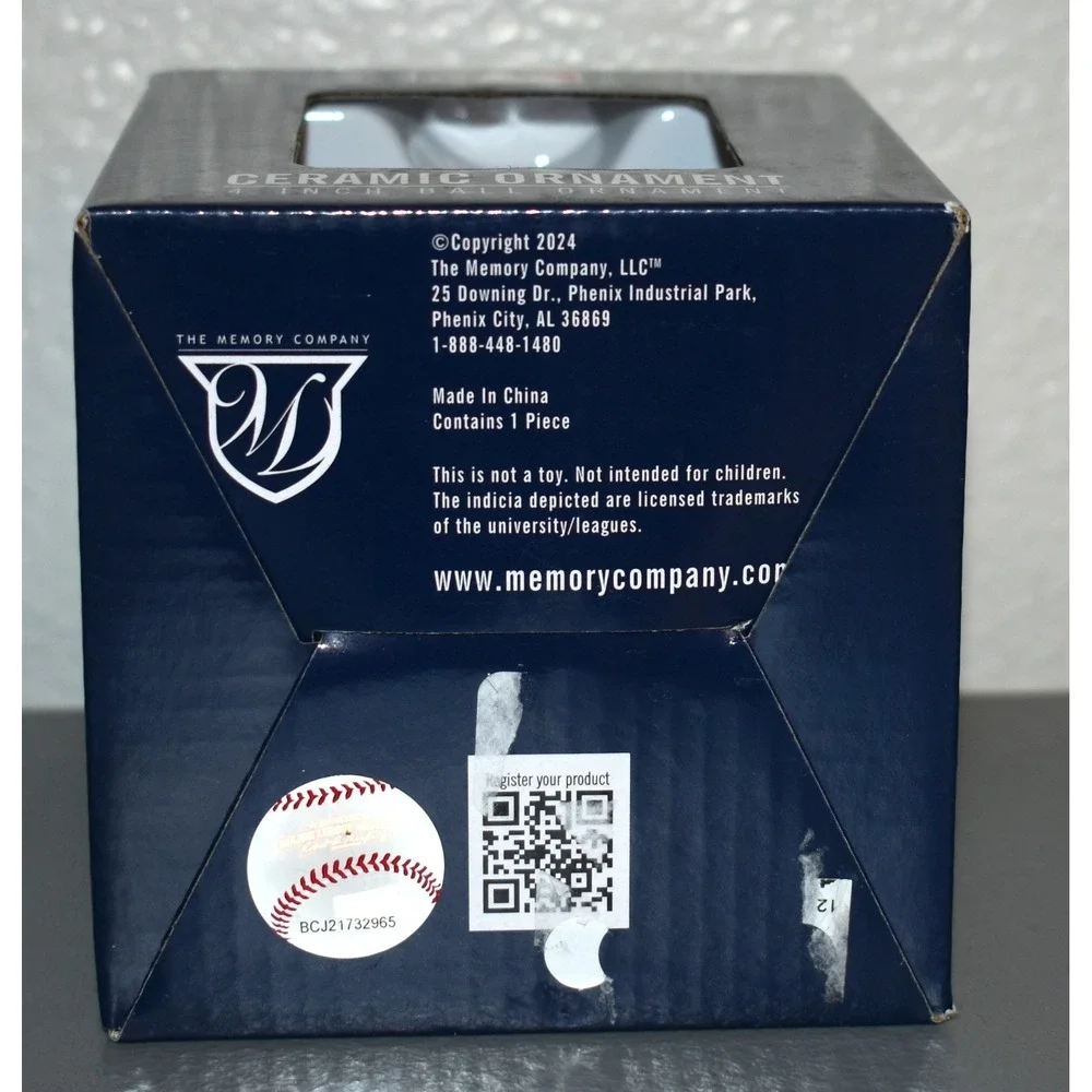 MLB Seattle Mariners Ball Ornament Unisex 4 Inch White New Gnome Fan Ceramic